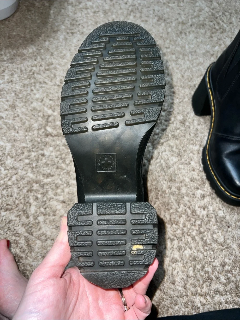 Women’s size 8 Dr martens - Picture 3 of 8